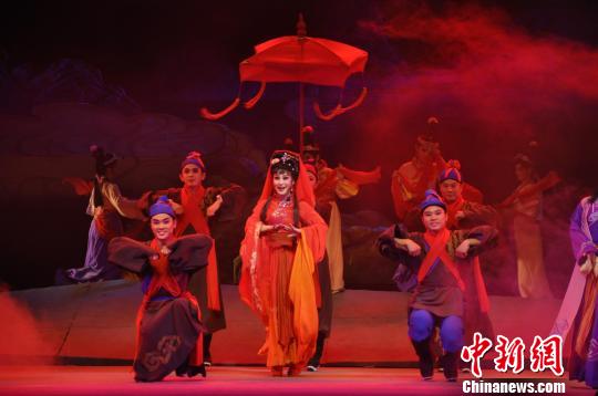 国家非遗淄博五音戏排聊斋故事登长安大戏院