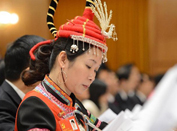 多姿服饰增彩盛会