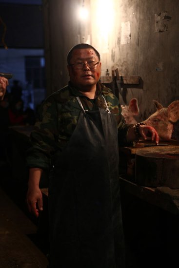 高群书加盟《恶魔右手》 金马奖导演抱病上阵