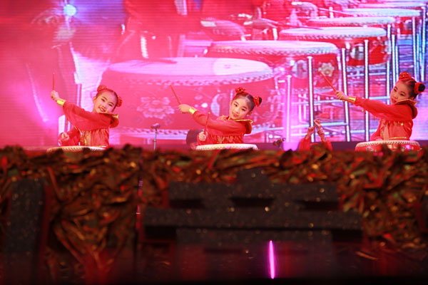 第八届全国优秀儿童文学奖在宁颁奖 第八届全国优秀儿童文学奖在宁颁奖