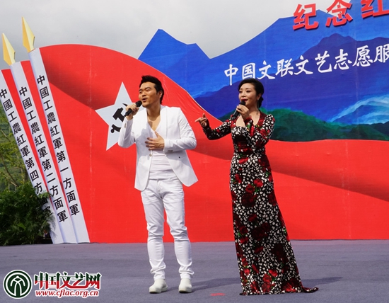 胡大亮演唱中国文联精准扶贫原创歌曲《又见乡愁 中国文艺网 王渝